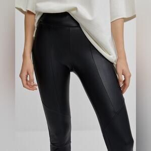 Bershka‎ Faux Leather Fitted Pants Leggings Women's Size Small Ankle Zipper